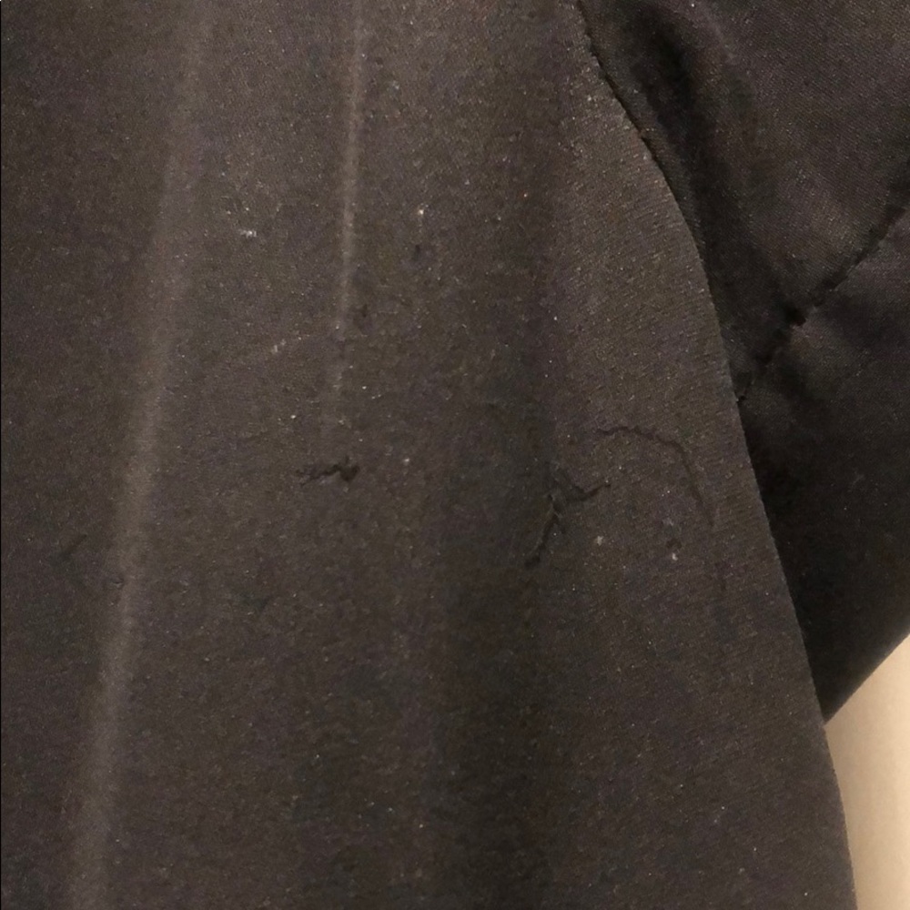 Black petite top - Picture 6 of 6